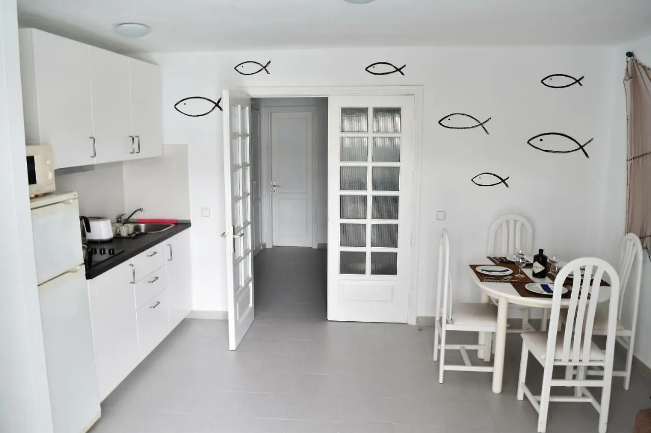 Puerto Del Carmen Center - New Apartment By The Pool And Private Parking 0*, Puerto del Carmen (Lanzarote)
